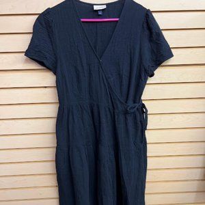 Black short sleeve cotton wrap dress